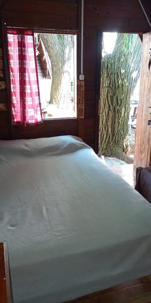 La Oma-camas-Haciafuera